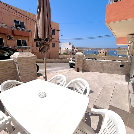 Beach Front 3-Bedroom Holiday Home Mellieħa Kültér fotó