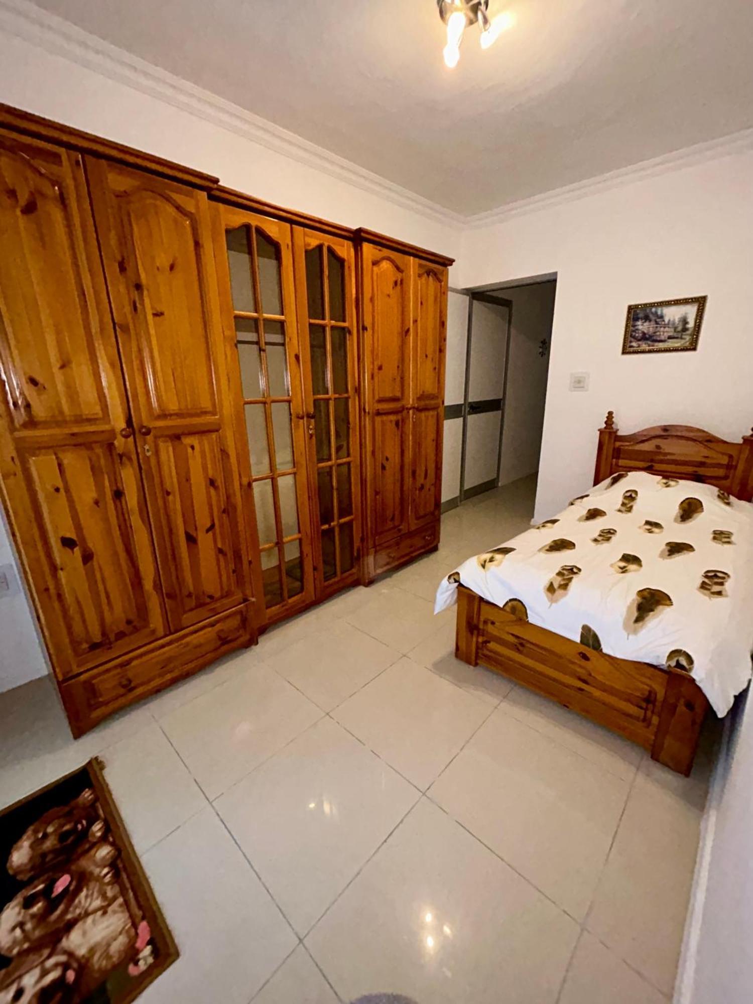 Beach Front 3-Bedroom Holiday Home Mellieħa Kültér fotó